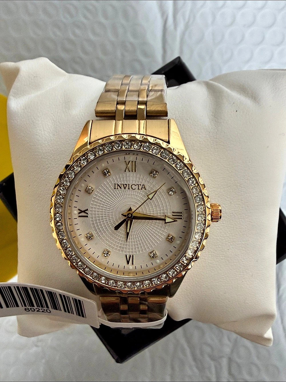 Invicta Wildflower Women's Watch Model 69220 Gold-Tone